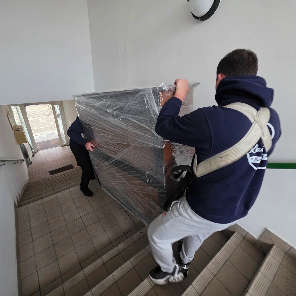 Wir transportieren Ihr Klavier oder Ihren Flügel in ganz Niederösterreich,